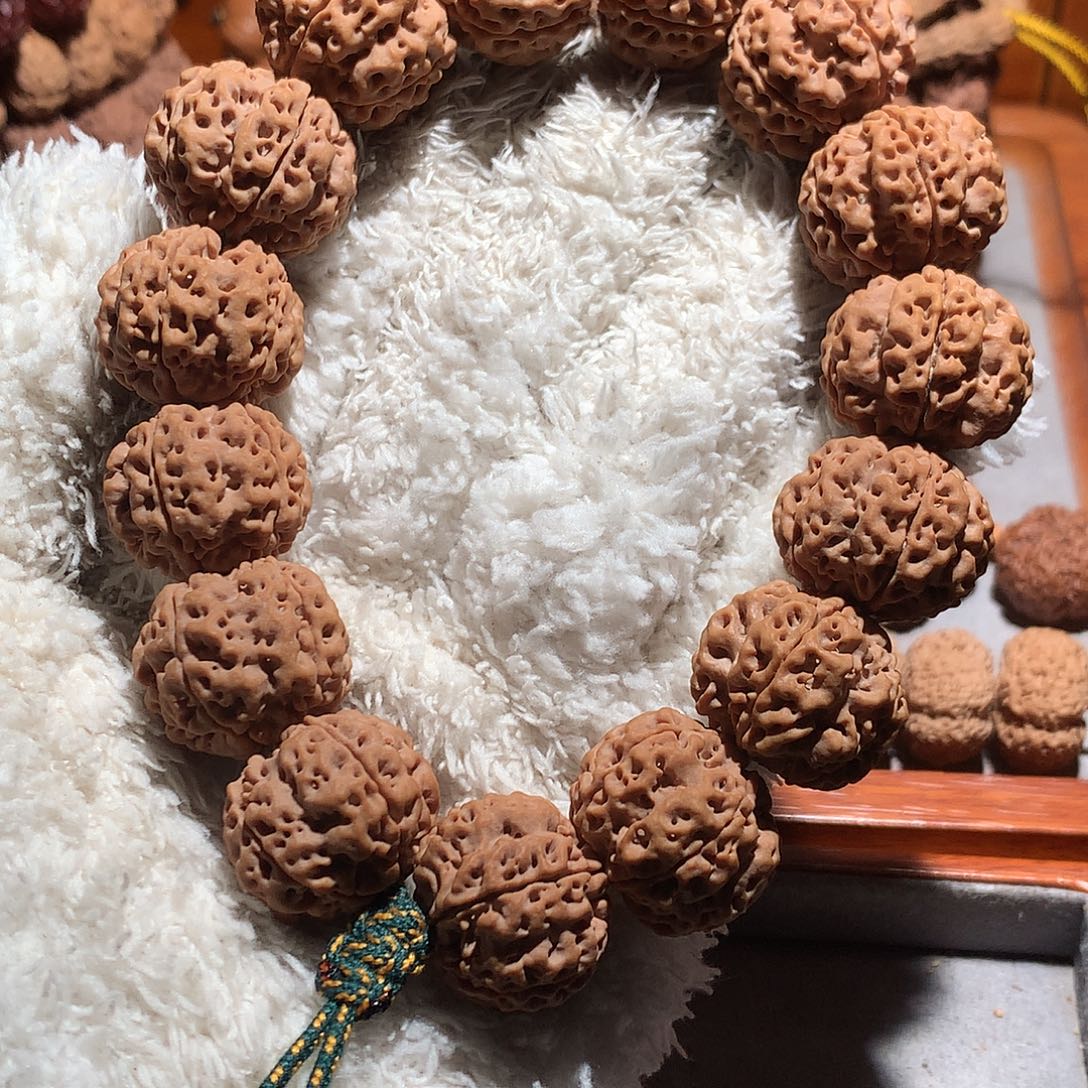 吊坠金刚菩提23尺寸超头原生态安娜梅花