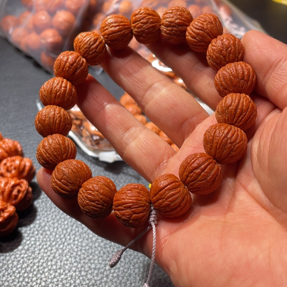 晚***丶文玩核桃手串礼物