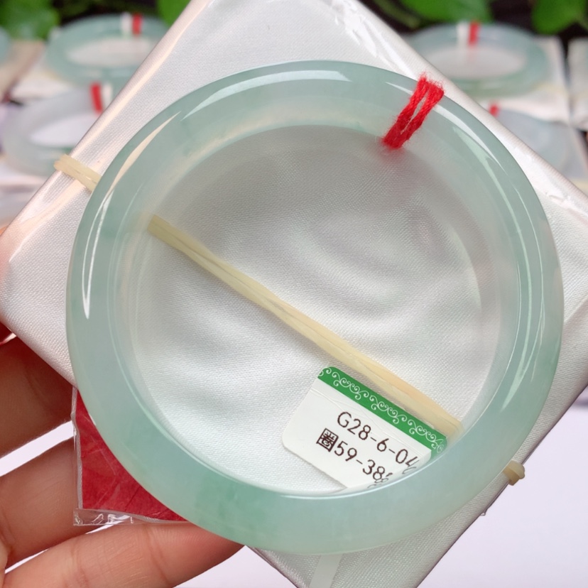 【闪购商品】翡翠手镯未镶嵌天然翡翠手镯