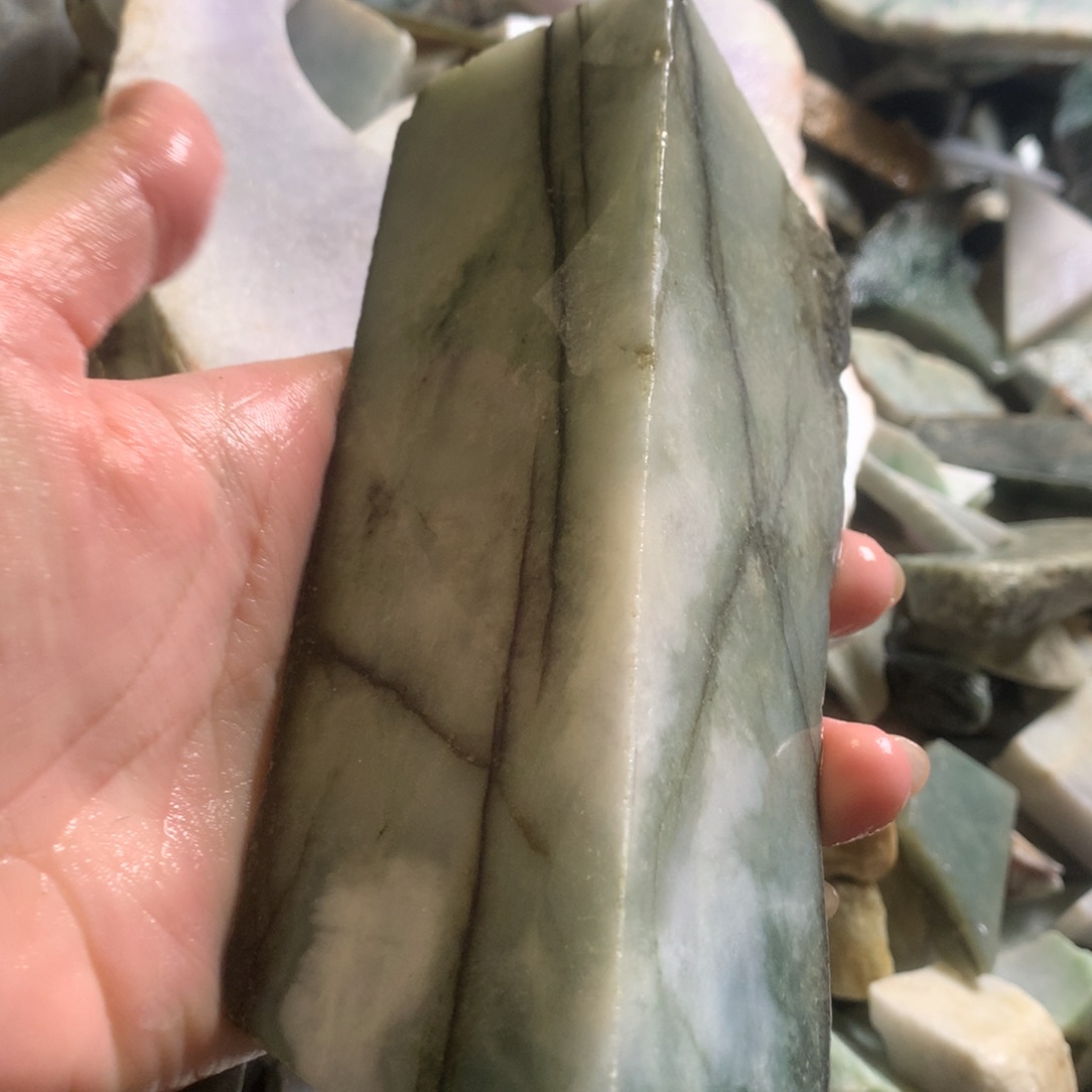 翡翠颈饰未镶嵌缅甸翡翠
