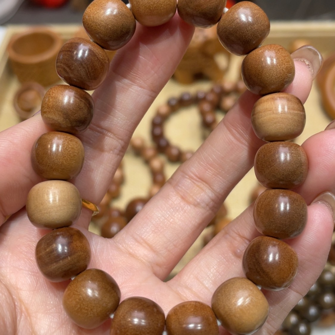 【闪购商品】檀香木手串/手链11×12横纹微瑕