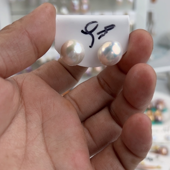 淡水珍珠耳饰未镶嵌