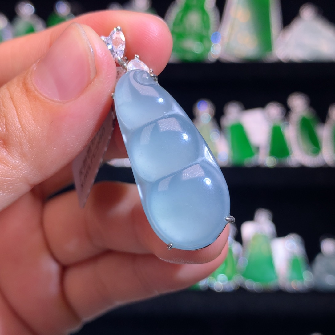 【闪购商品】颈饰银S925镶嵌翡翠天然翡翠