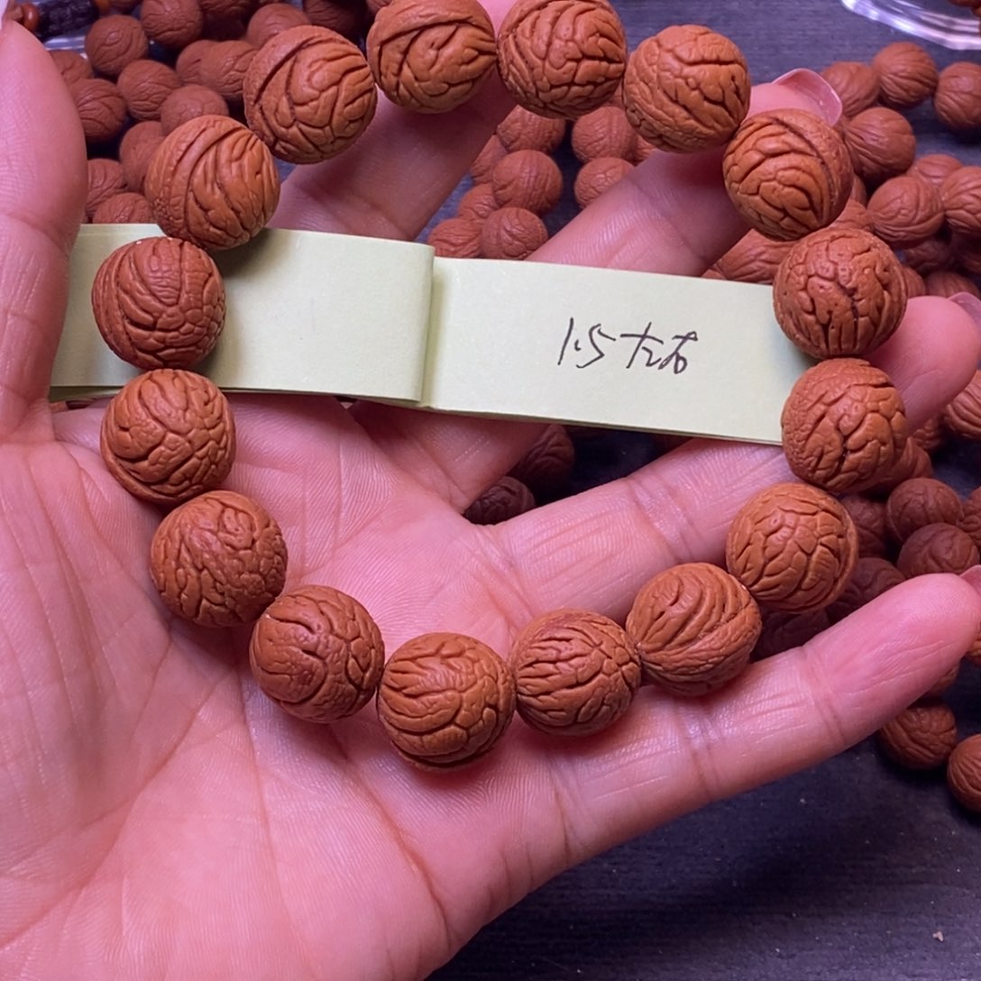 秦岭龙纹桃核手串