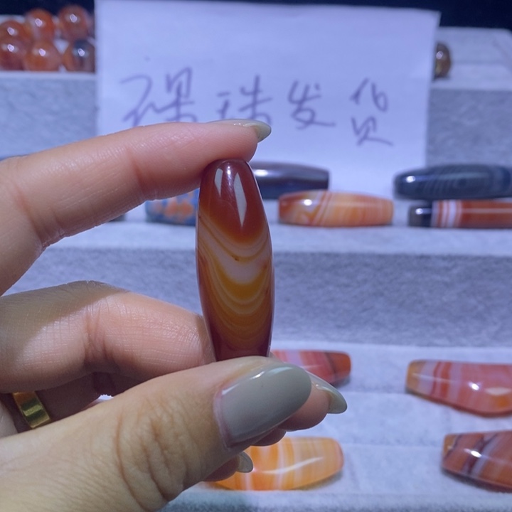 玛瑙/玉髓未镶嵌颈饰