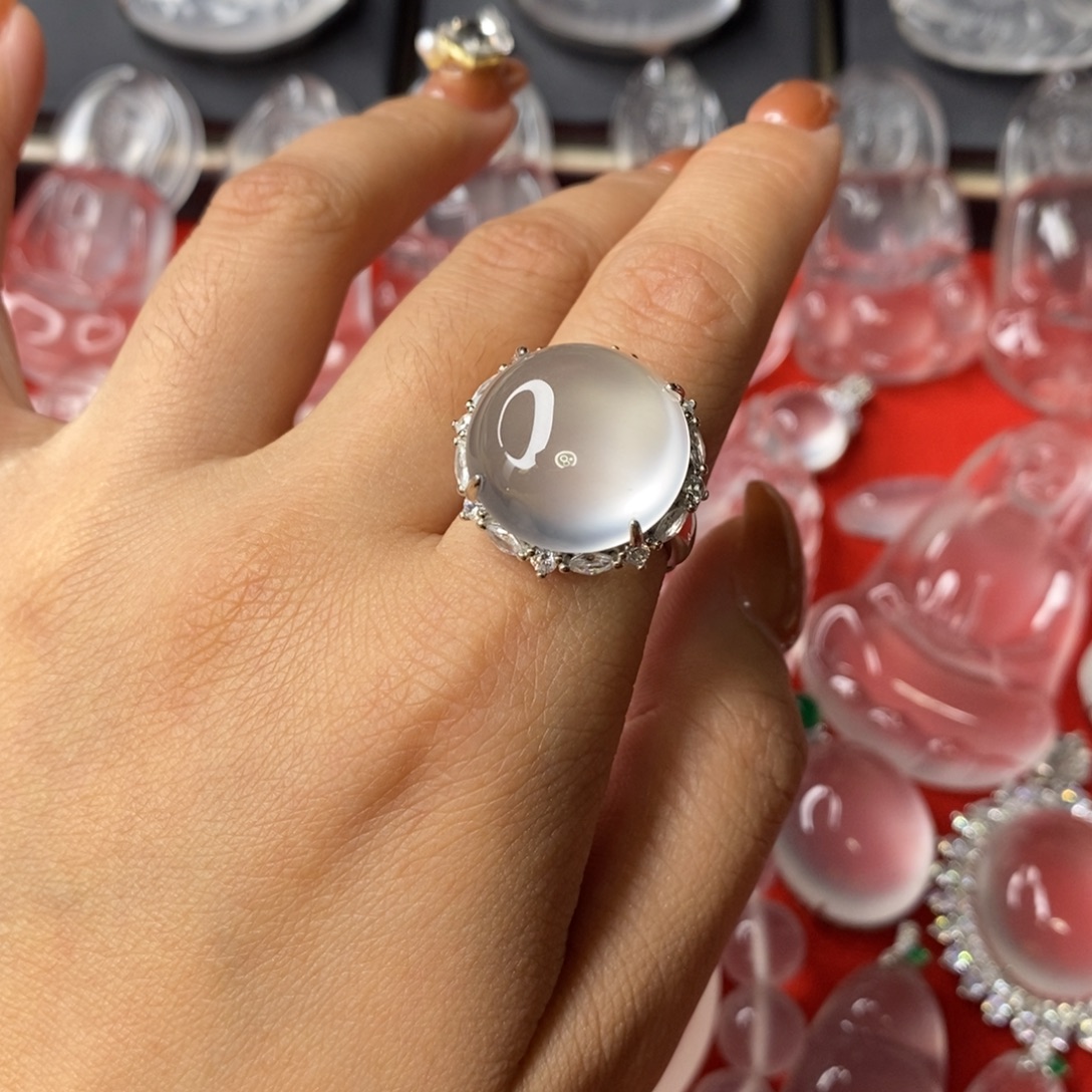 C***i石英质玉银S925镶嵌戒指