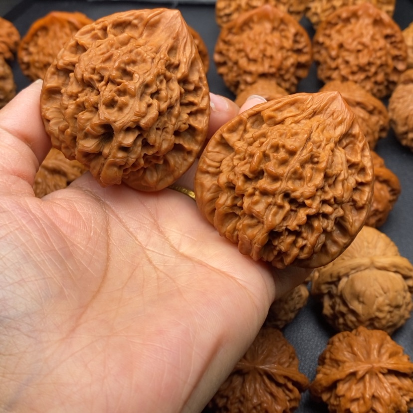 【闪购商品】文玩核桃把件51官帽