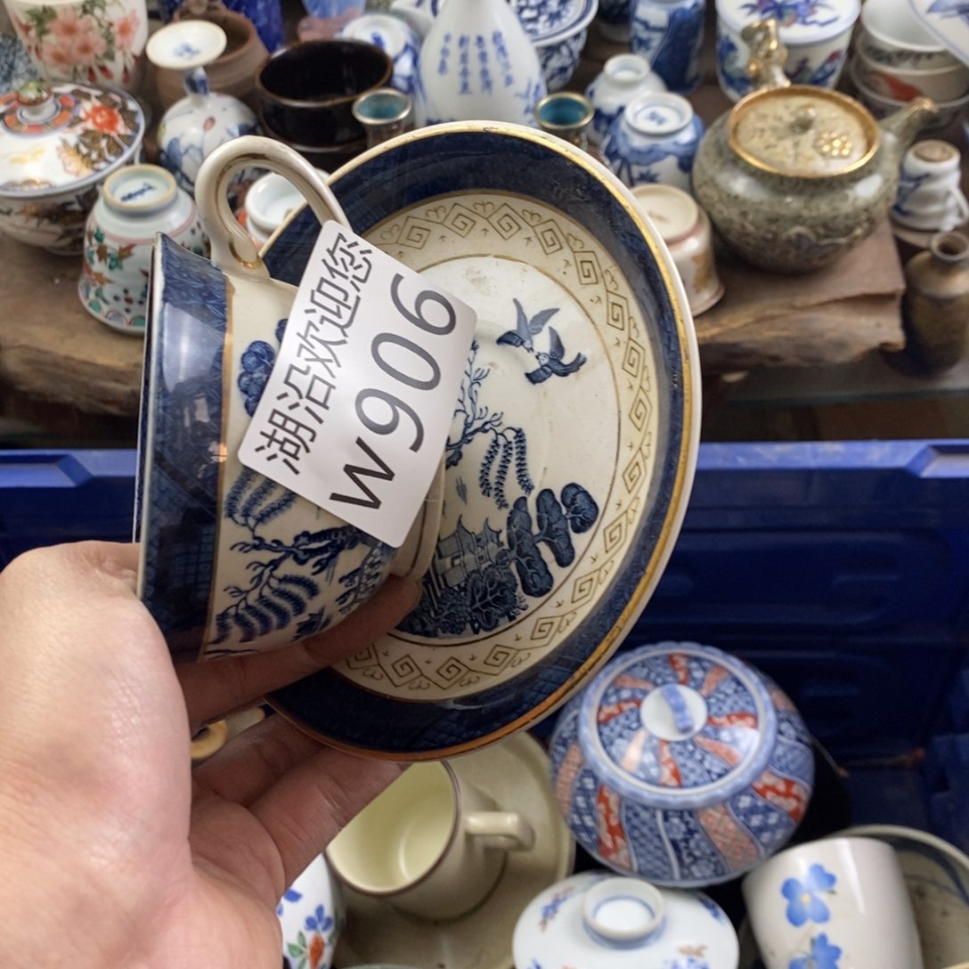 燕***子瓷器的时候我也是醉