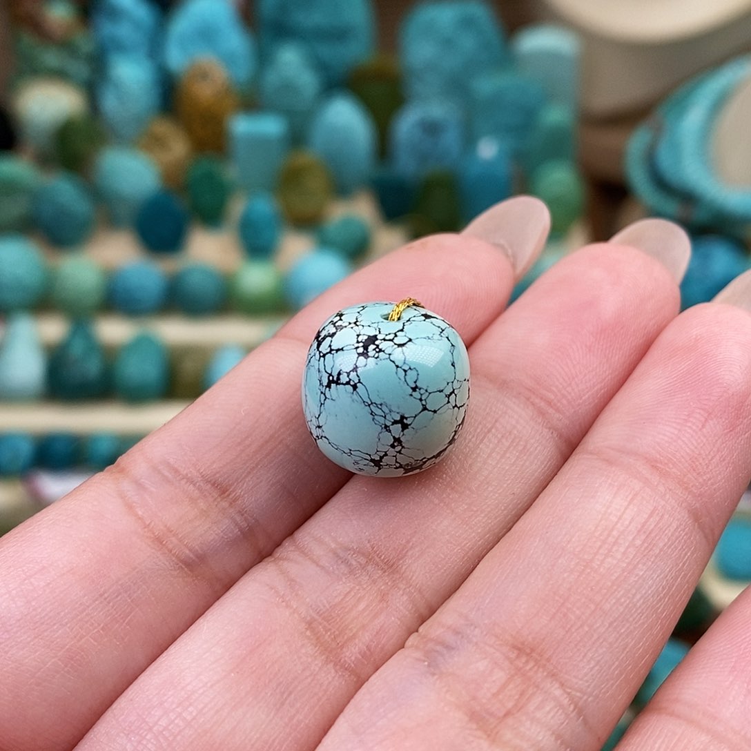 未镶嵌绿松石珠宝奇石