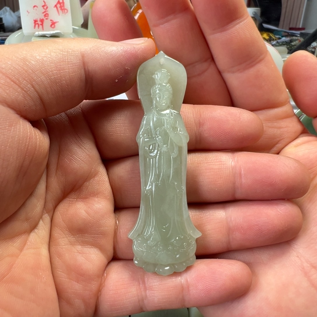 和田玉未镶嵌颈饰观音