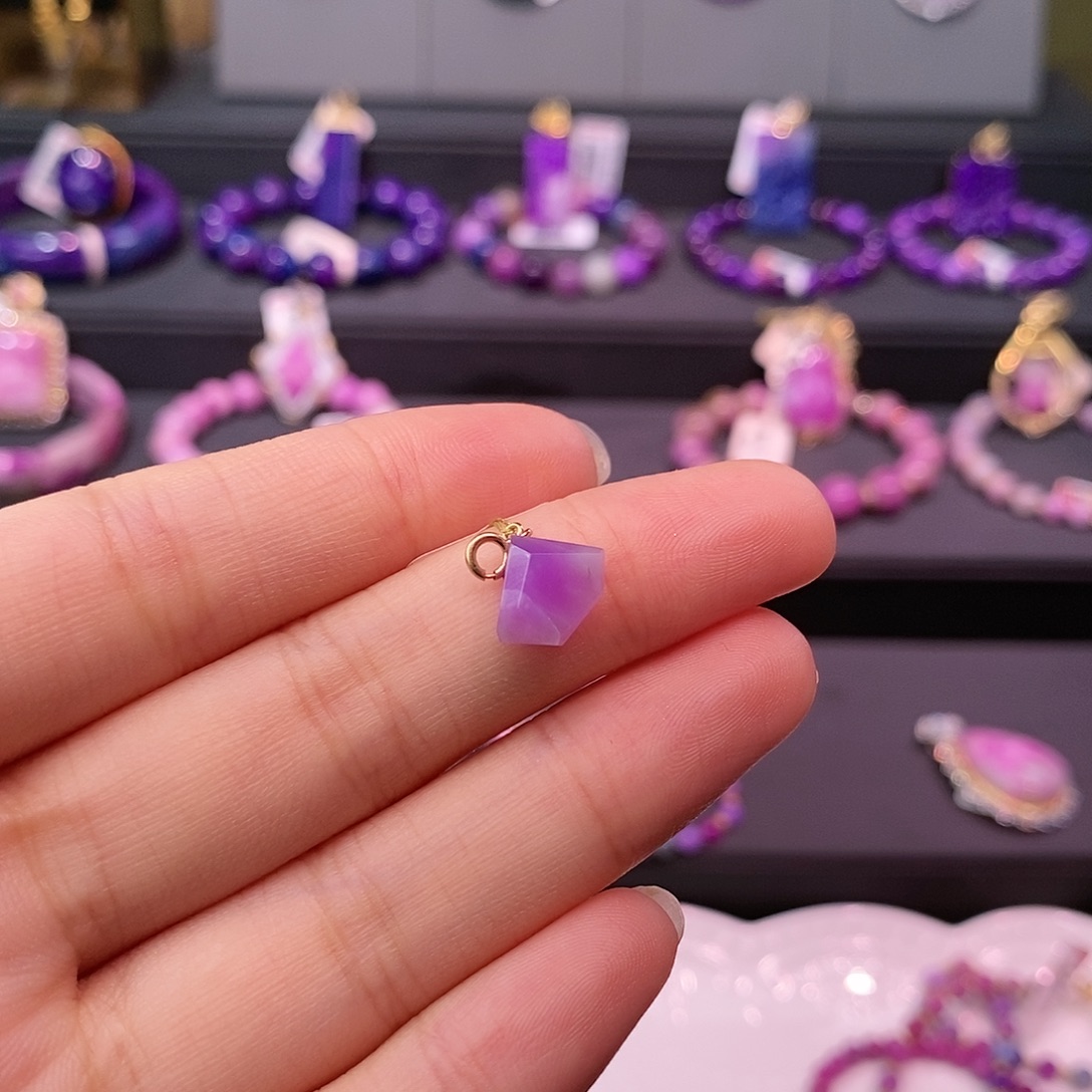 苏纪石（舒俱来）18K金镶嵌吊坠(不含链)