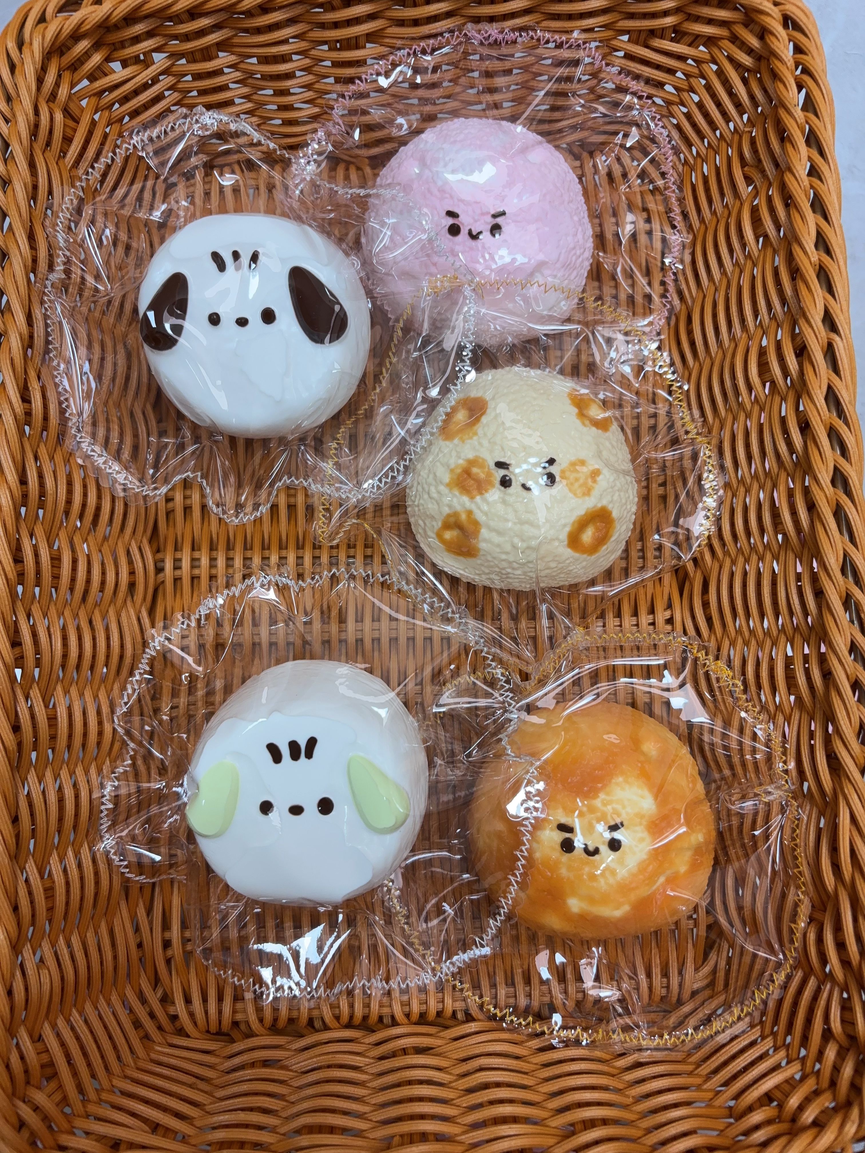 【帕恰狗】 默认微瑕 NO退NO换 介意忽拍 手工食品级硅胶捏捏乐