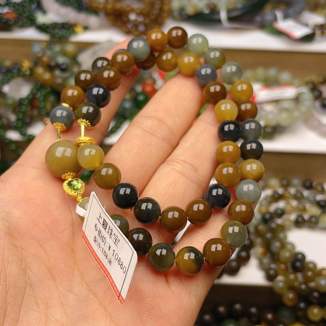 和田玉手串卡8未镶嵌