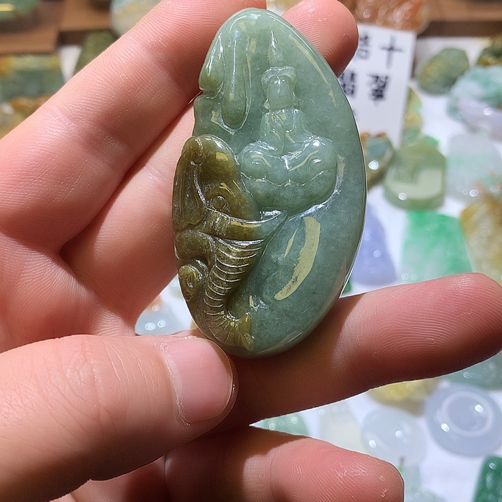 翡翠吊坠(不含链)未镶嵌