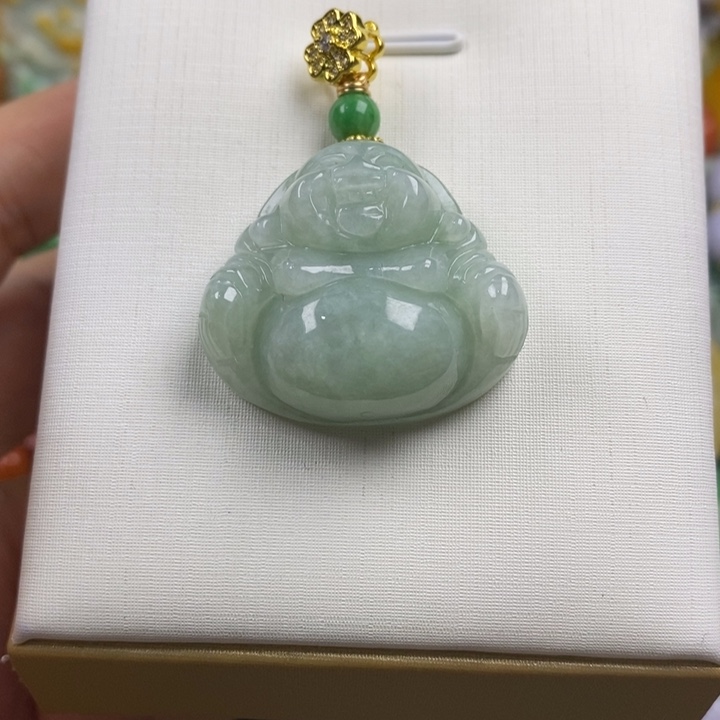 翡翠未镶嵌吊坠(赠链)