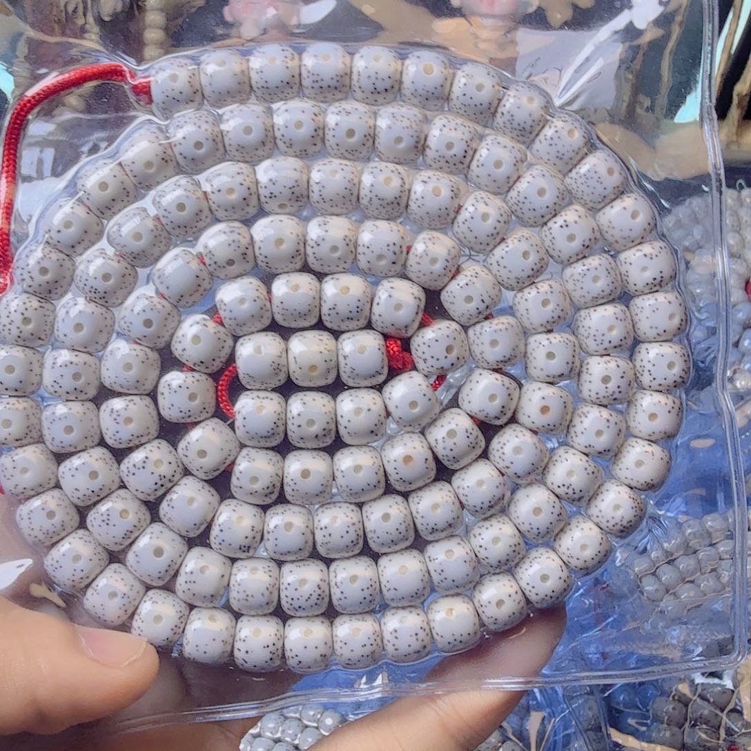 男***败吊坠星月菩提星月菩提