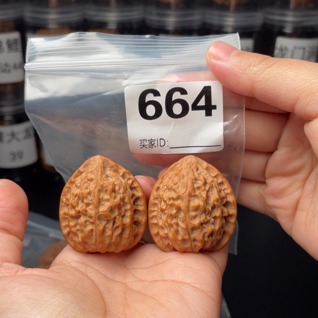 把件文玩核桃37金牛