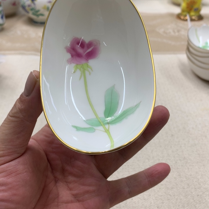 瓷片这件事情就是我们的
