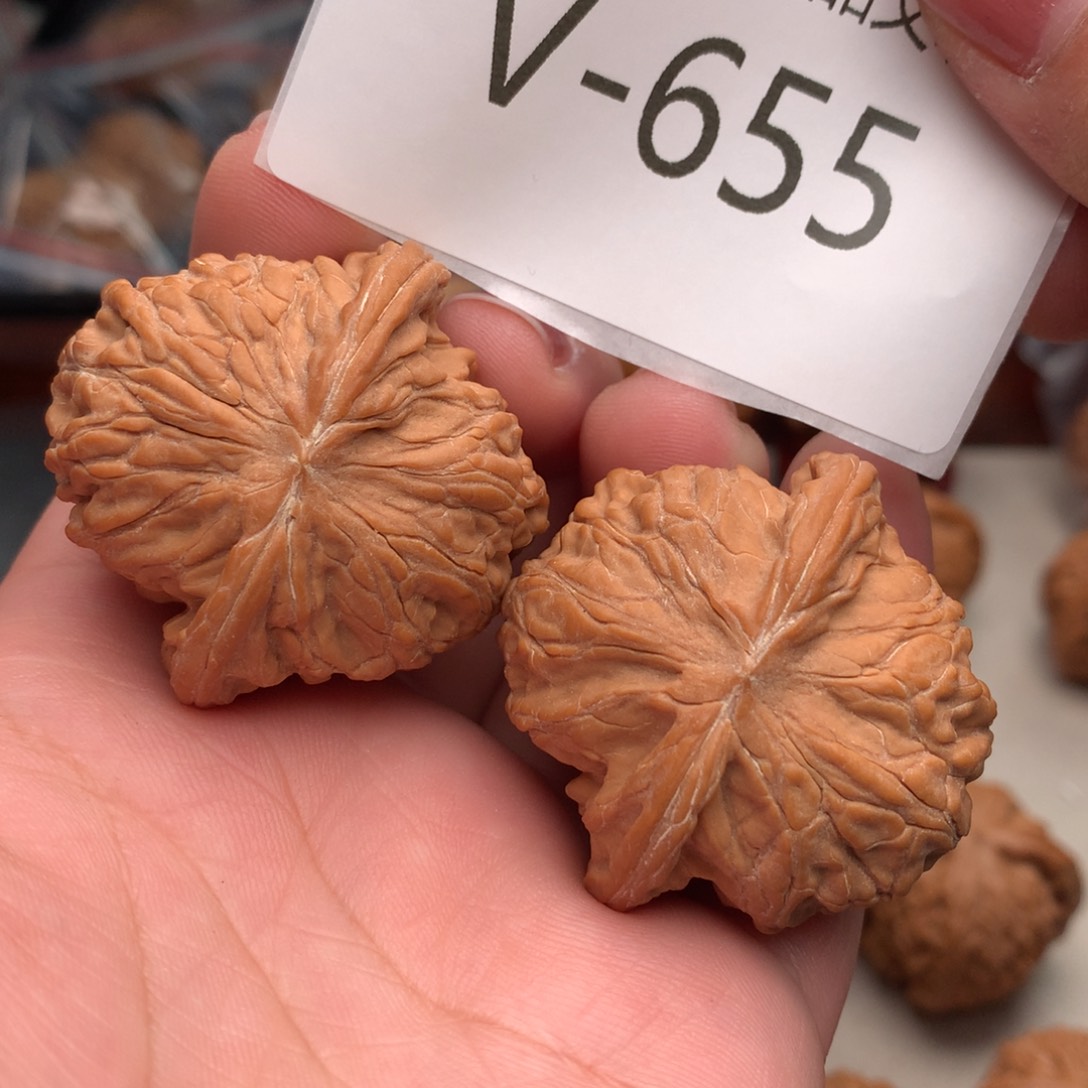 文玩核桃把件40磨盘………..