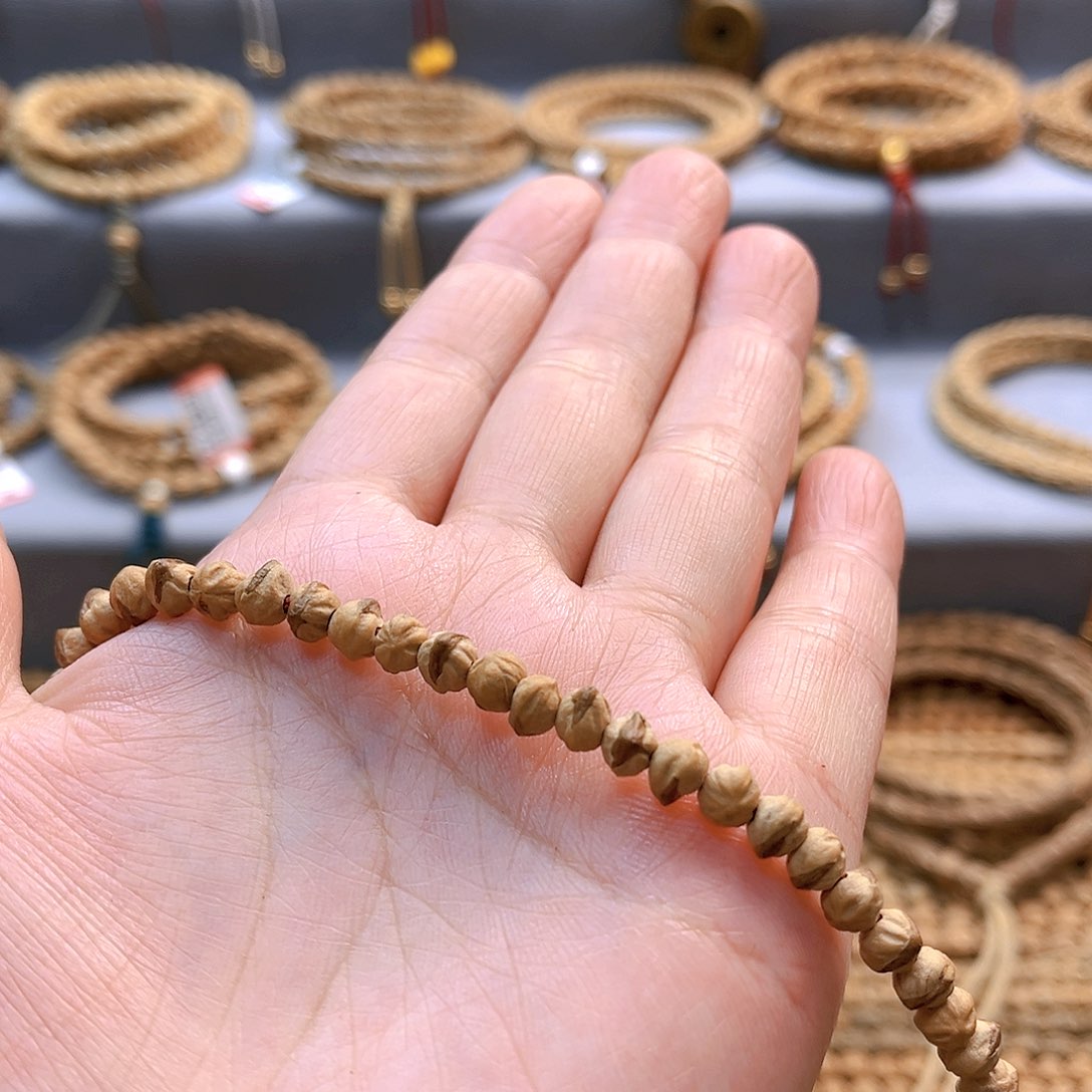 柏香籽/百香籽吊坠?*