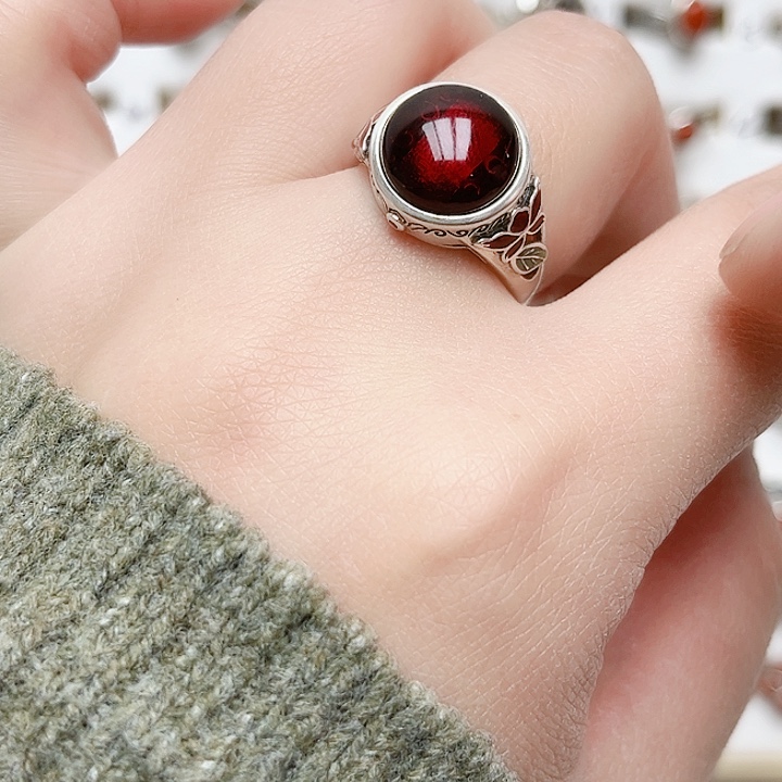 血珀戒指银S925镶嵌天然