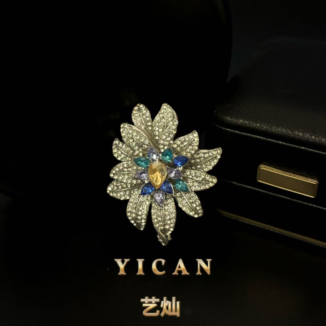 合金胸针 【彩色花瓣】简约百搭精致优雅高档春夏时尚胸针4084