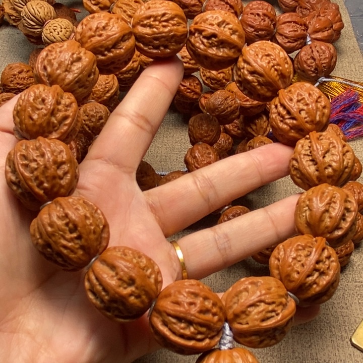 文玩核桃吊坠粗筋八棱