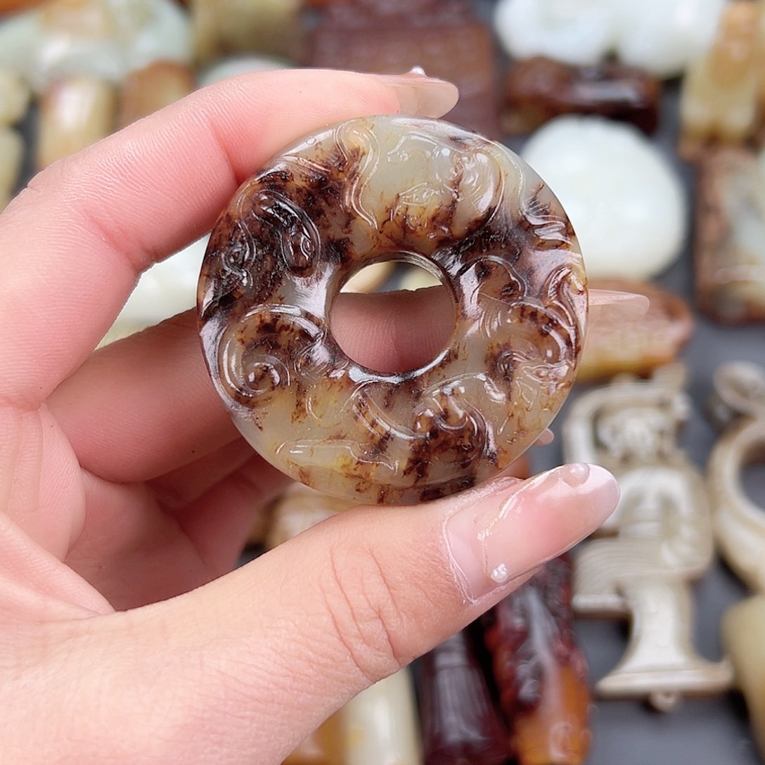 和田玉颈饰未镶嵌用****5