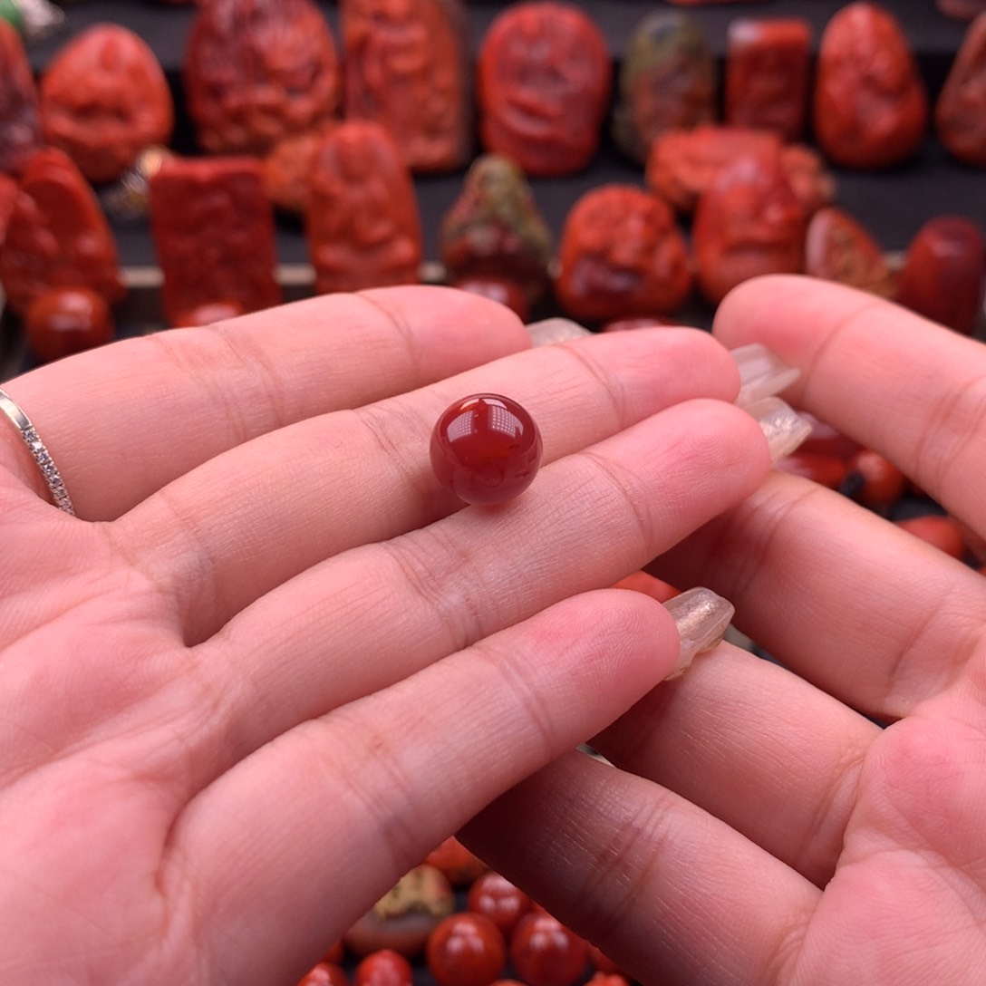 南红玛瑙南红川料原矿圆珠11mm未镶嵌