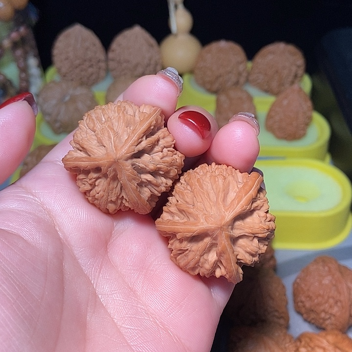 文玩核桃吊坠文山三棱