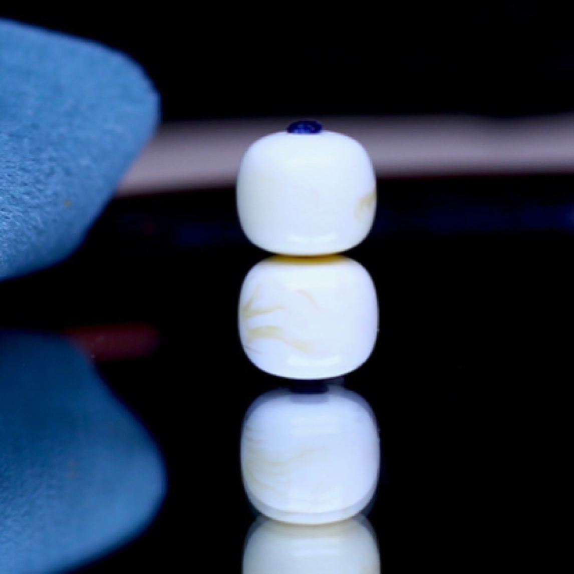 8.1mm俄料白蜡老型对珠 蜡质浓浓，这种底色怎么氧化都好看 