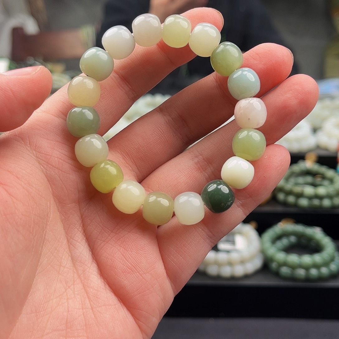 和田玉手串未镶嵌