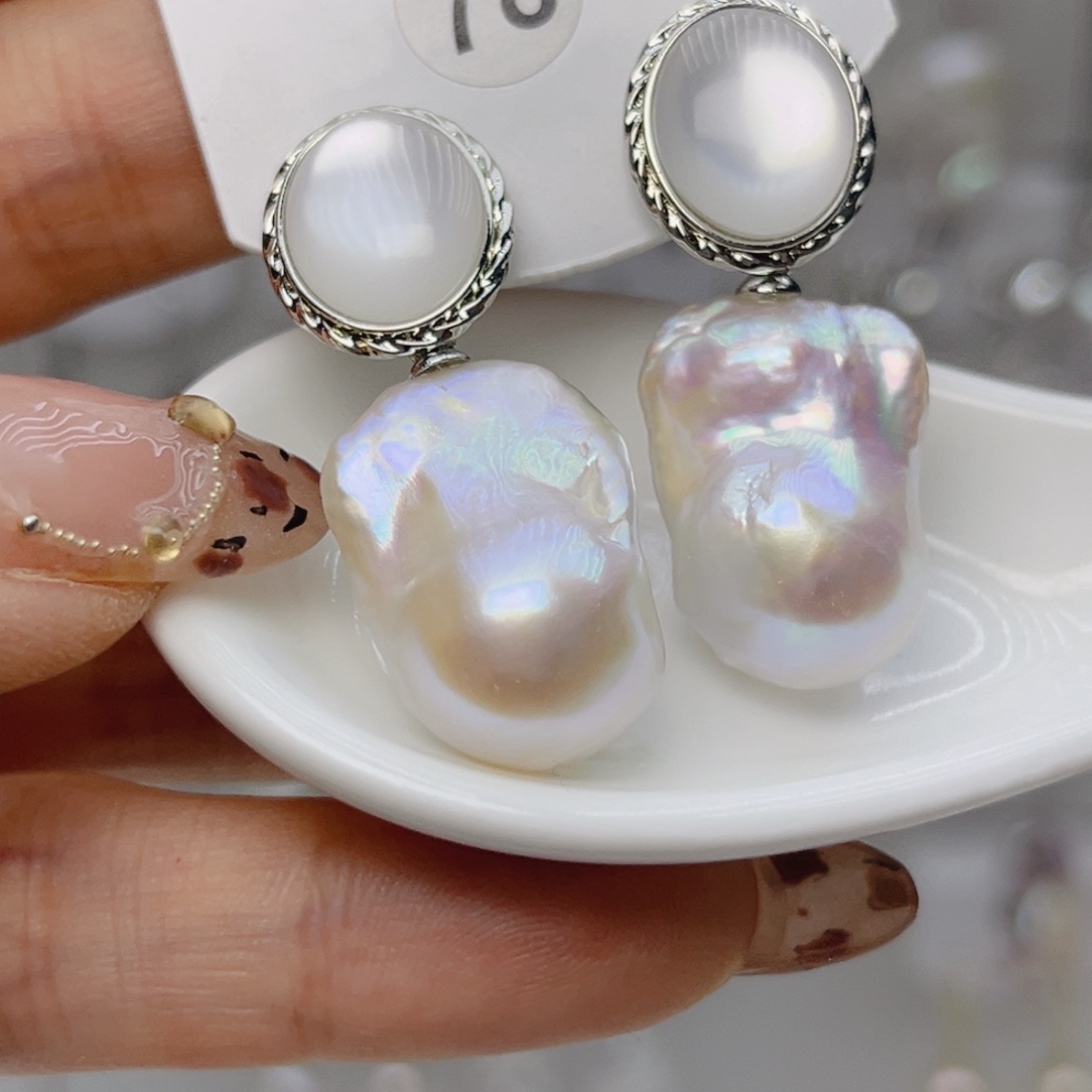 卷***毛淡水珍珠未镶嵌颈饰