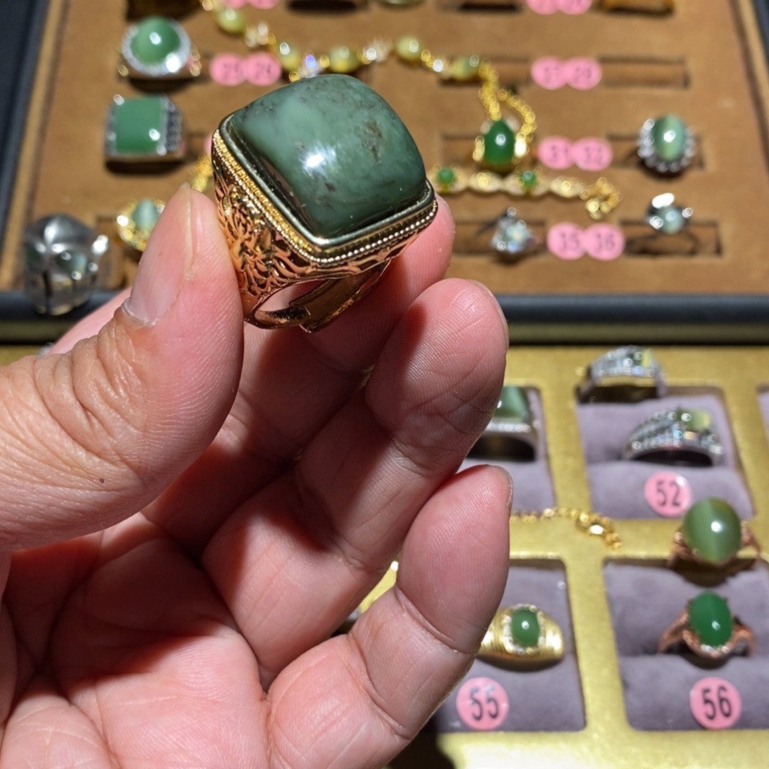 和田玉（碧玉）戒指未镶嵌