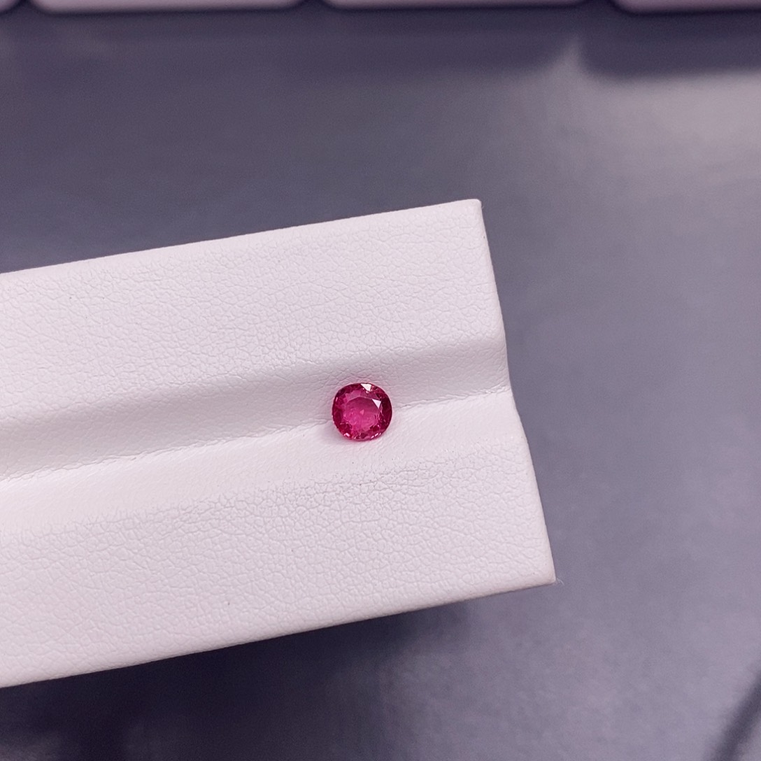 裸石红宝石0.52克拉