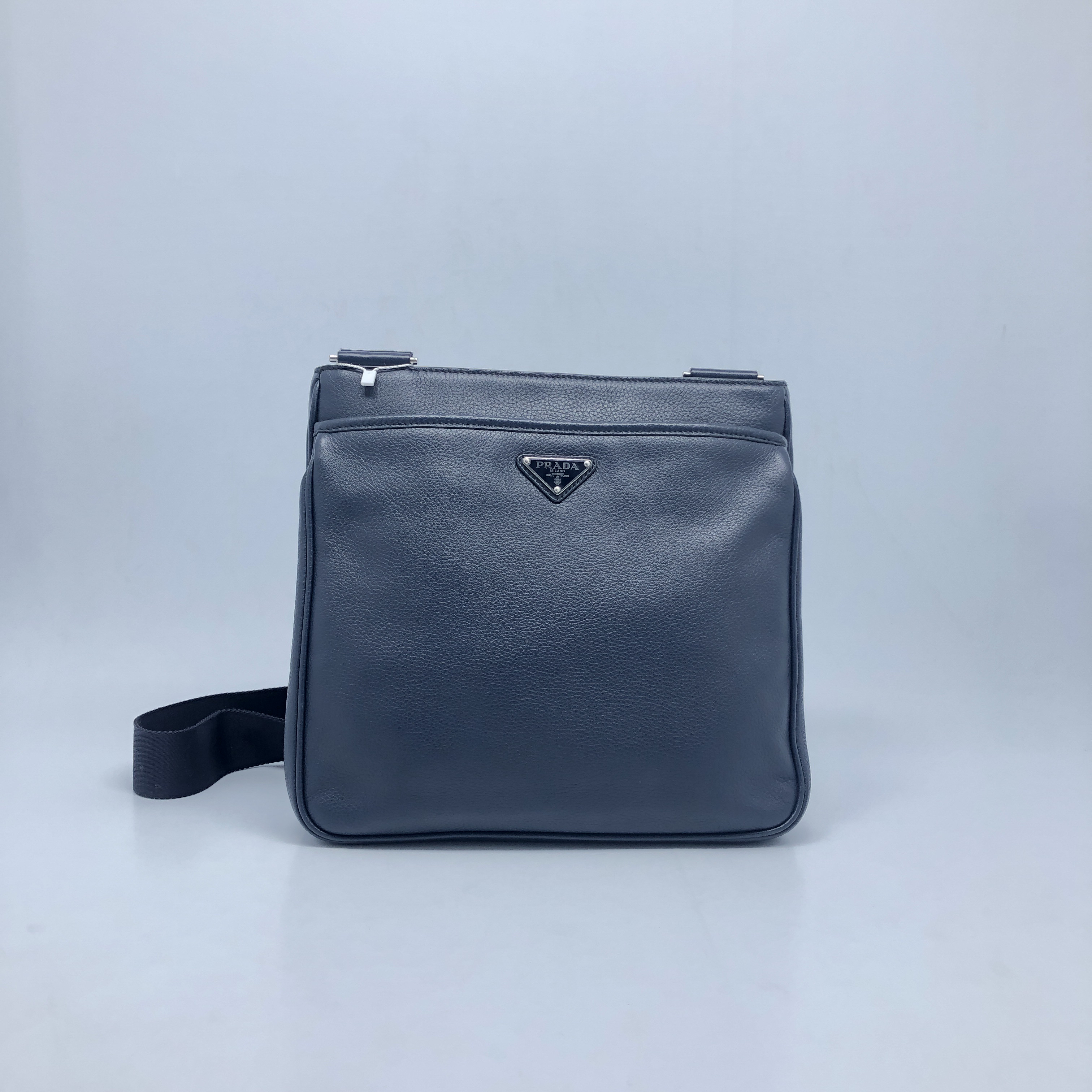 99新 Prada/普拉达 蓝皮荔枝纹斜挎包/4003号