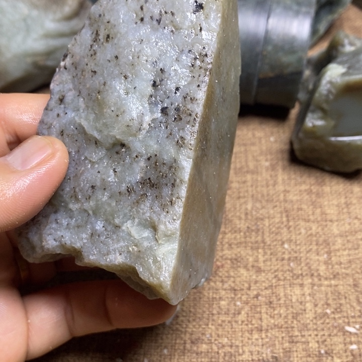 和田玉（糖玉）未镶嵌挂件