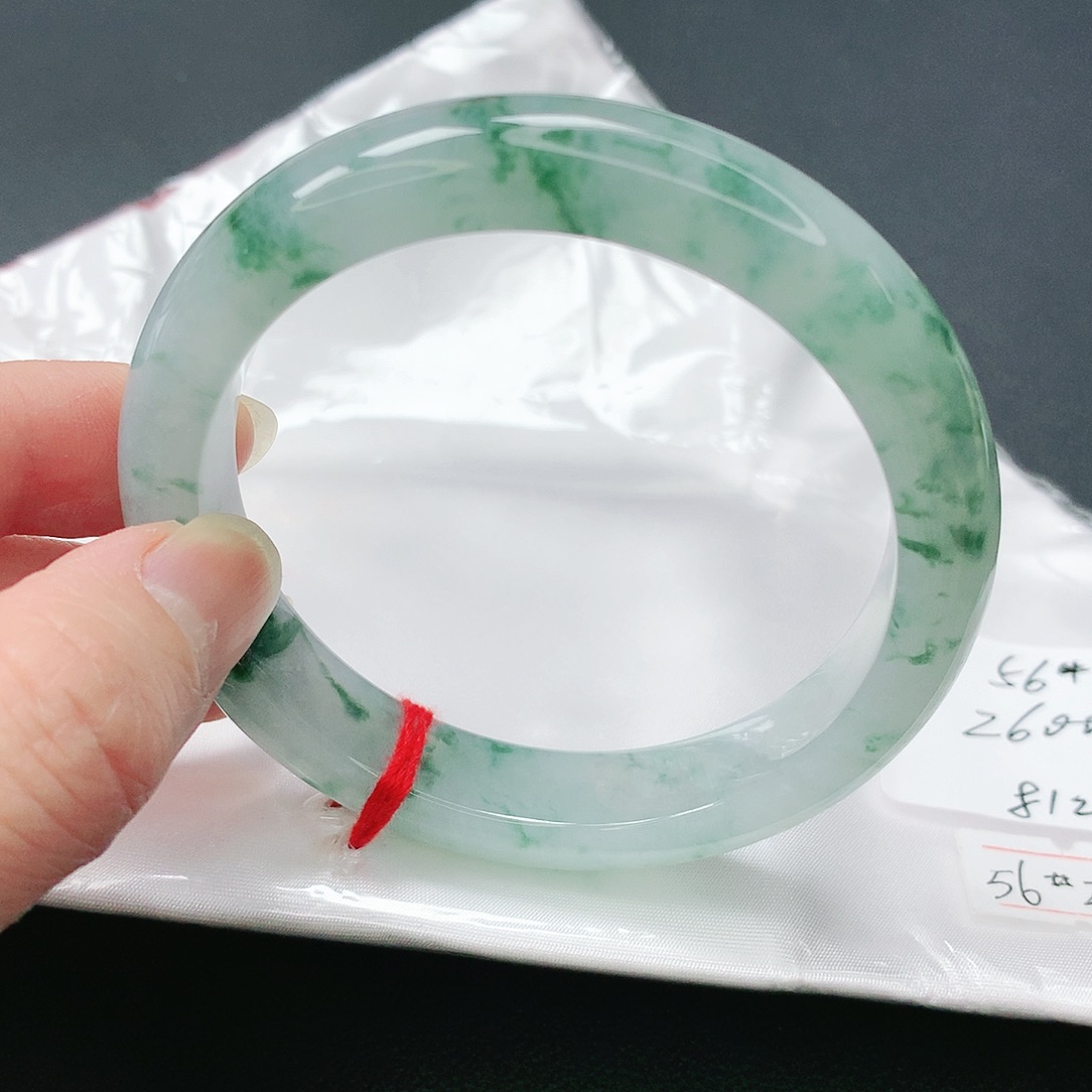 翡翠手镯未镶嵌缅甸天然A货翡翠