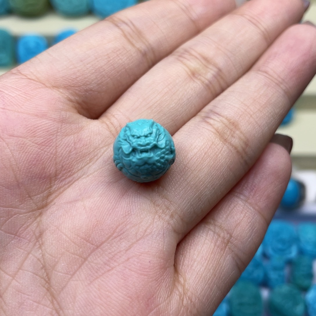 绿松石雕刻未镶嵌