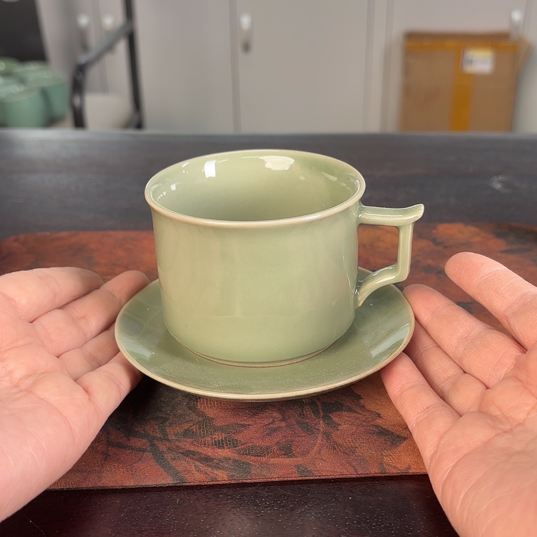 龙泉云间青瓷小米茶器