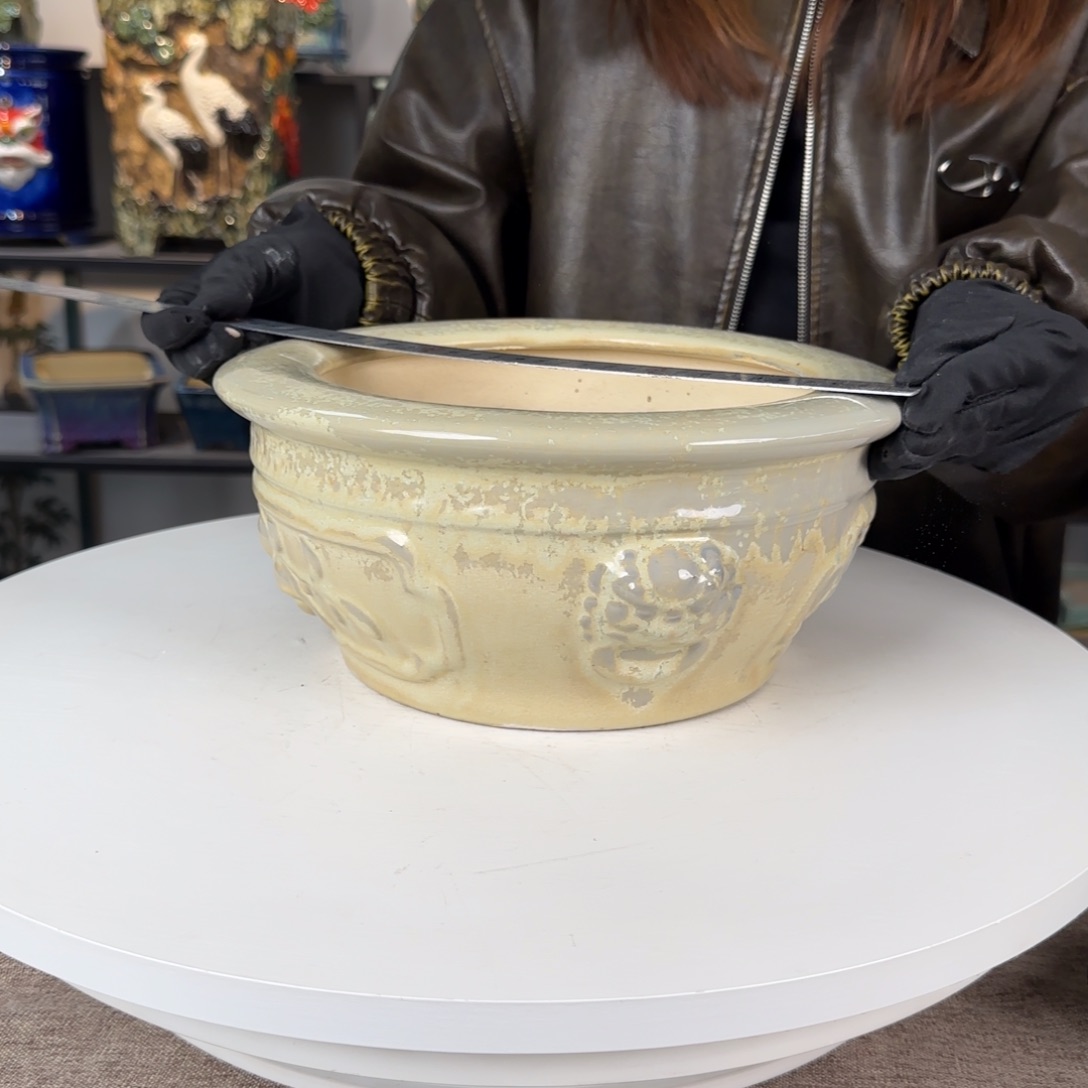 红陶一风堂石湾盆。