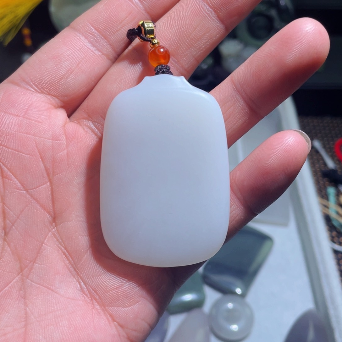 和田玉颈饰未镶嵌