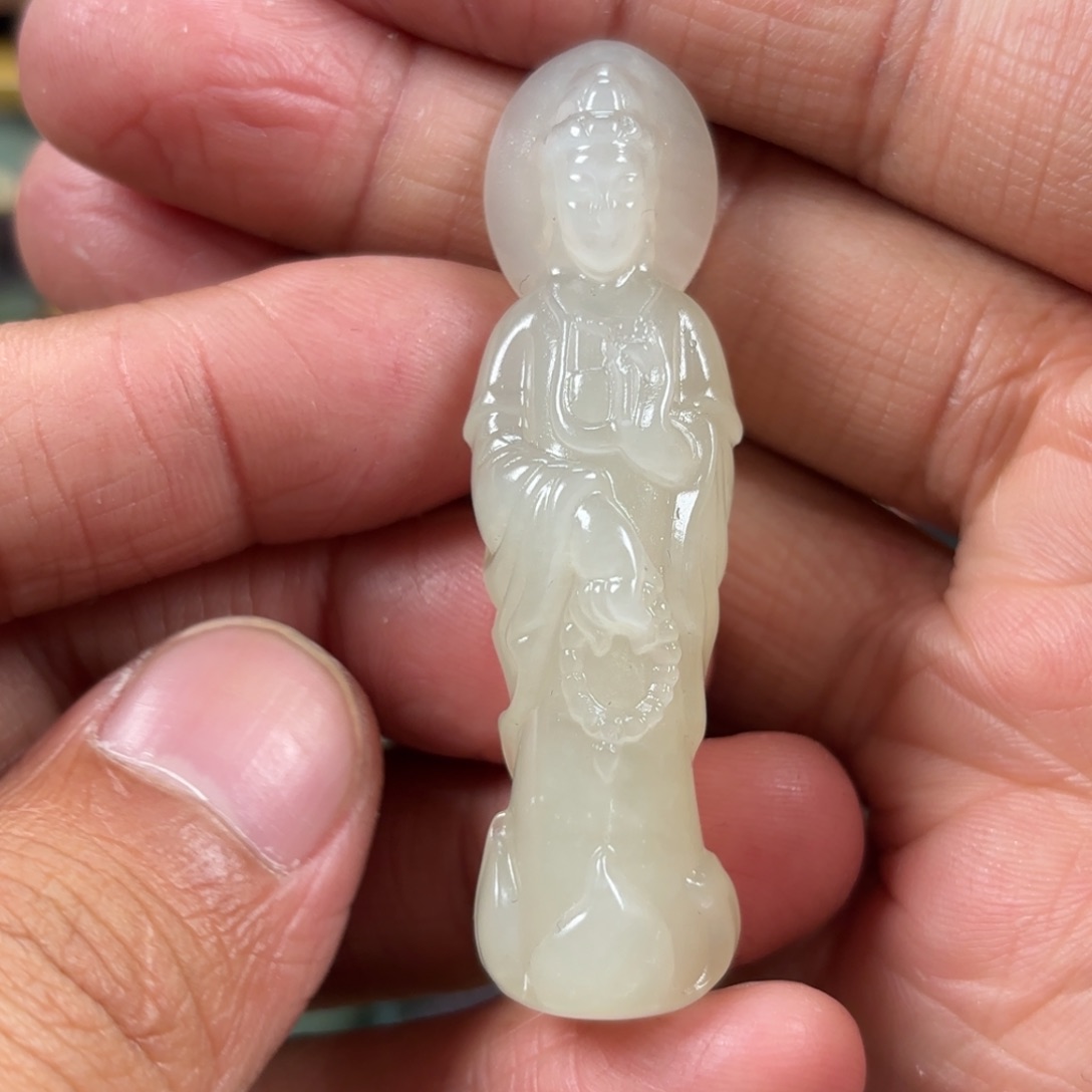 和田玉未镶嵌吊坠