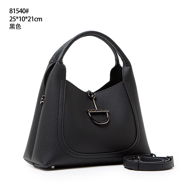 【RAIN.CUN】QYX-81540-黑色气质时尚百搭简约斜跨轻奢女包