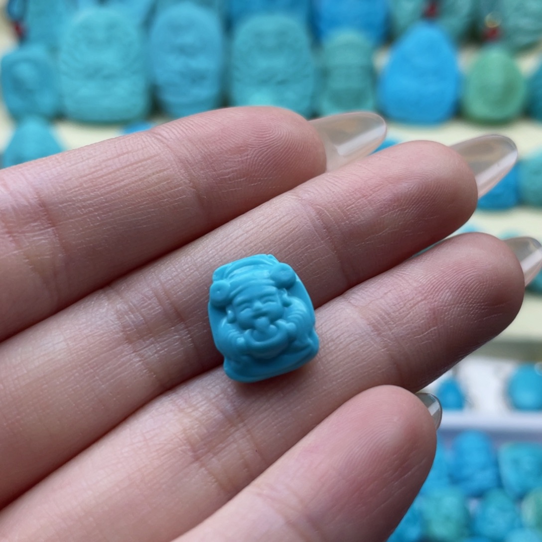 绿松石雕刻未镶嵌