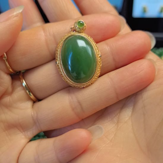 和田玉（碧玉）未镶嵌戒指吊坠