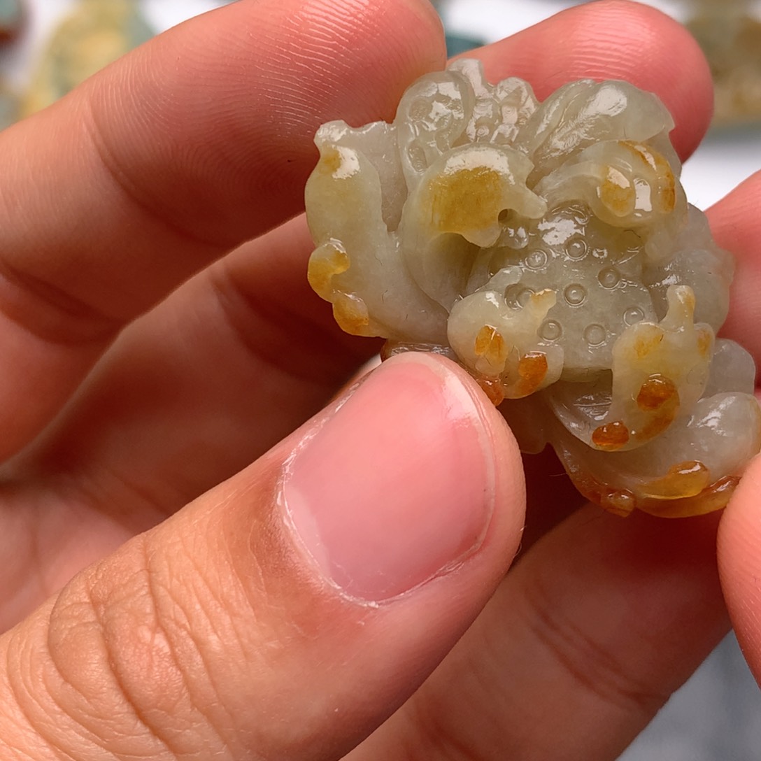 定制翡翠未镶嵌翡翠