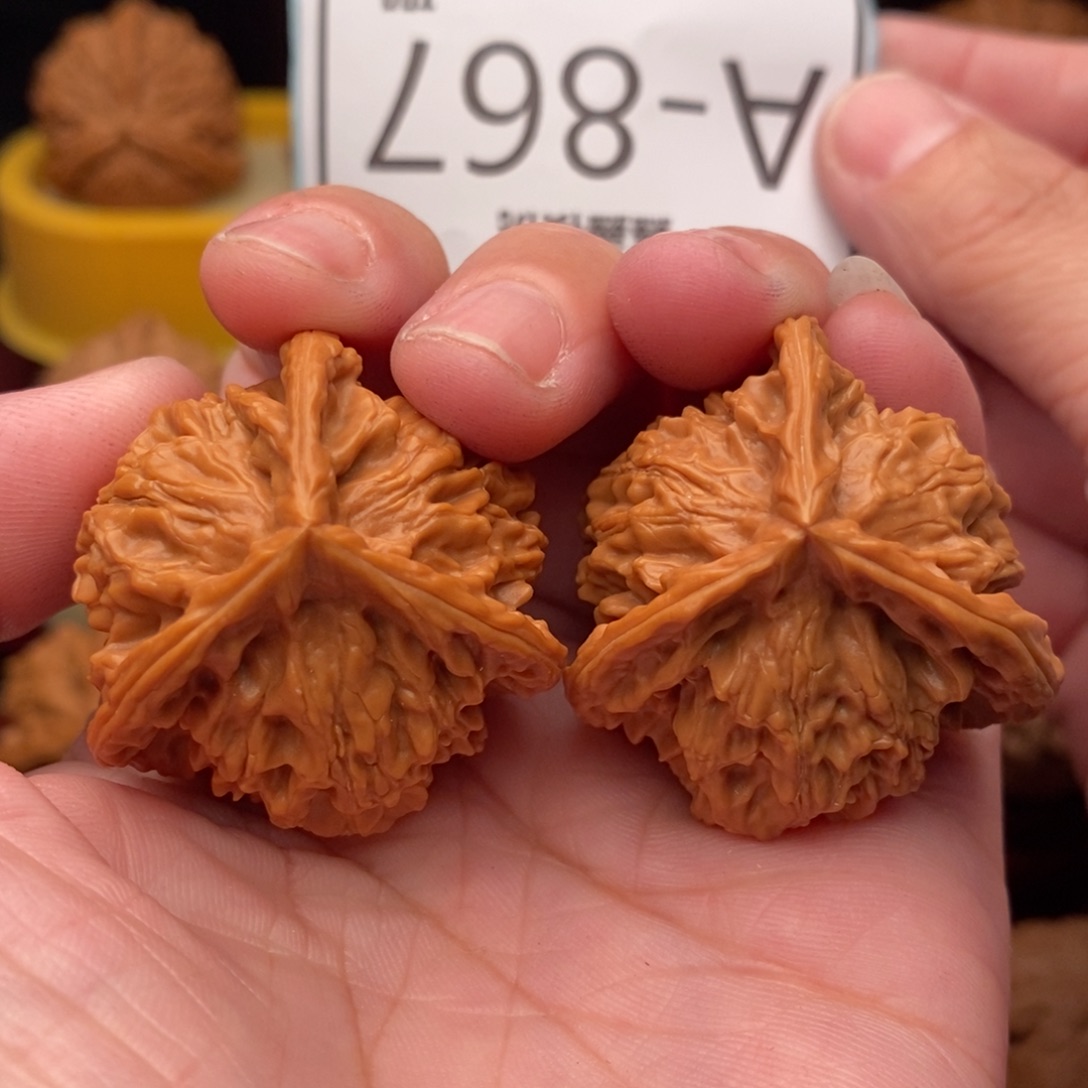 文玩核桃把件正奔35