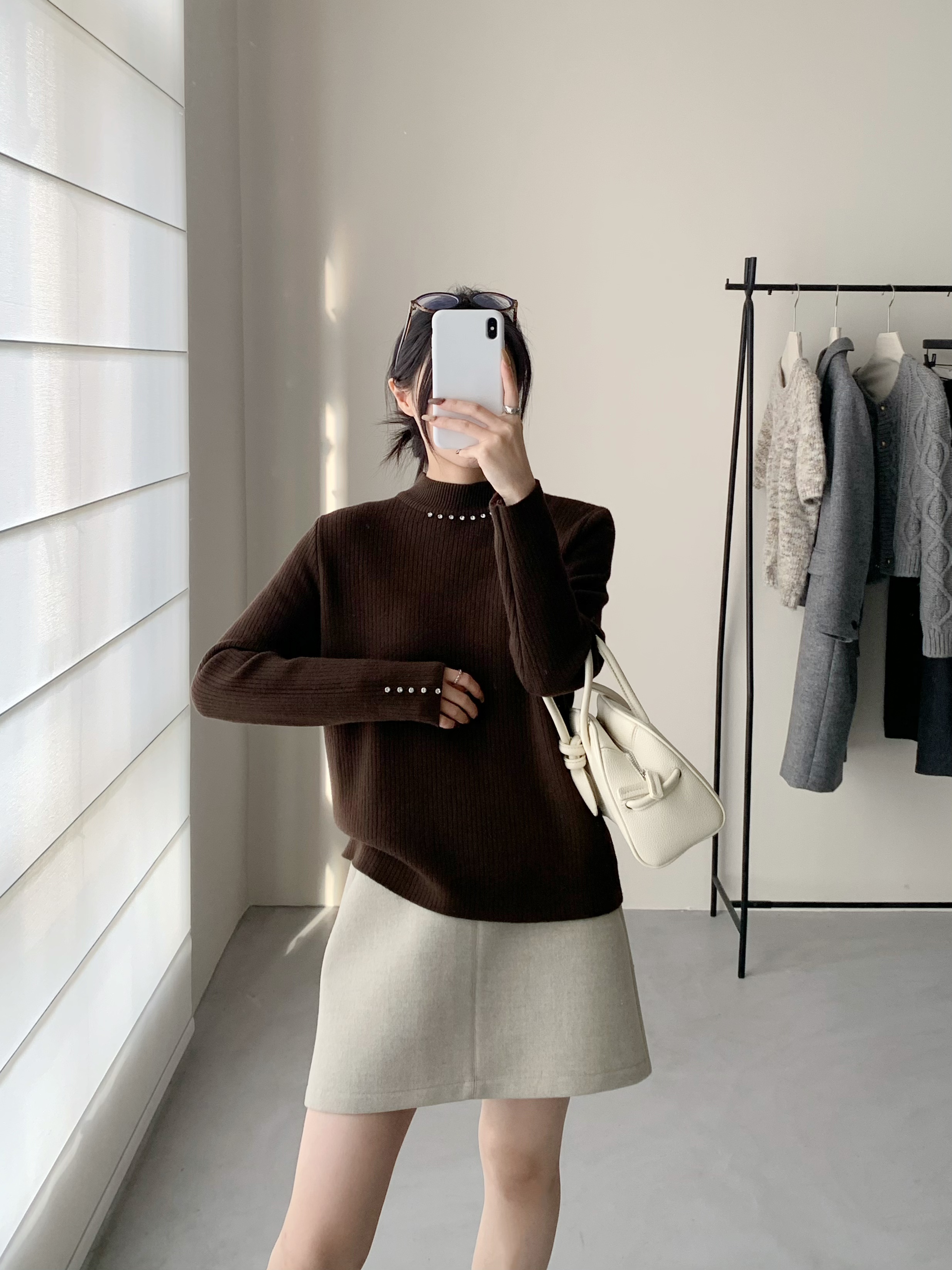 5103#半高领钉珠加绒纯色打底衫女秋冬大码时尚百搭显瘦毛衣内搭