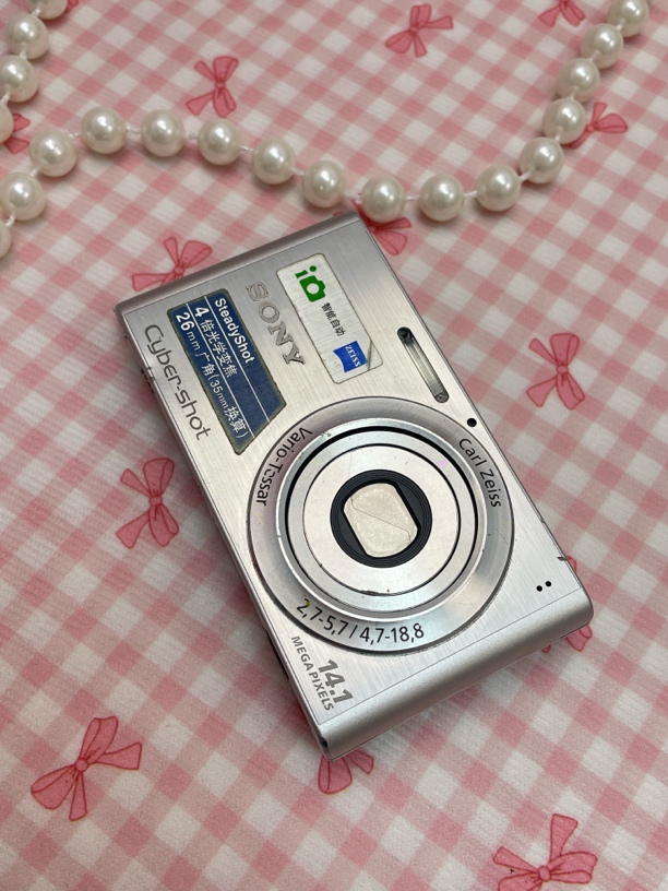 95新 Sony/索尼 w320人景好看奶油肌1410w像素4倍变焦